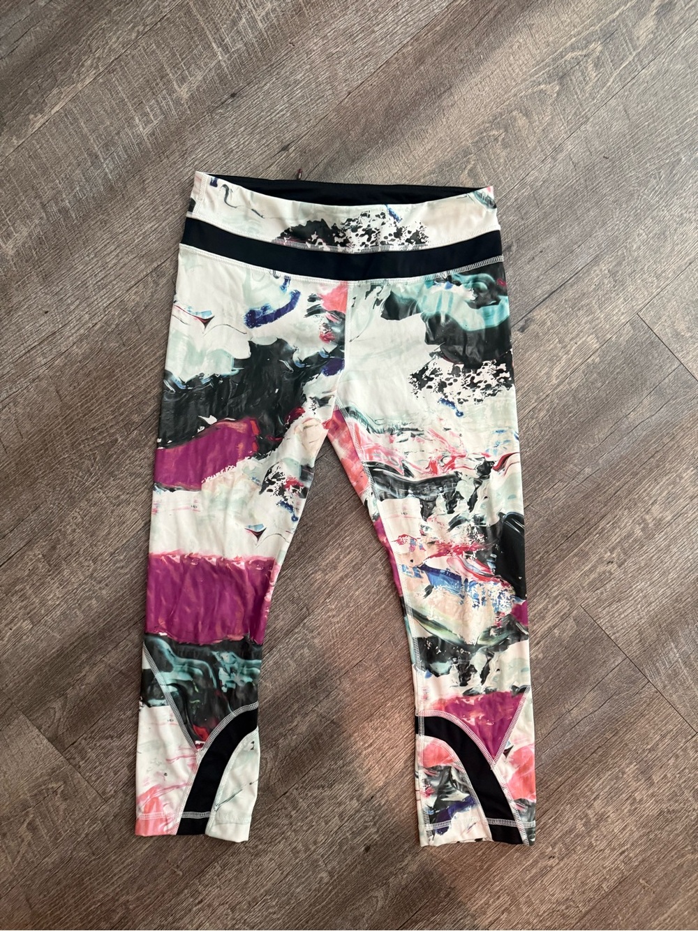 Lululemon Run Inspire Crop II crop leggings